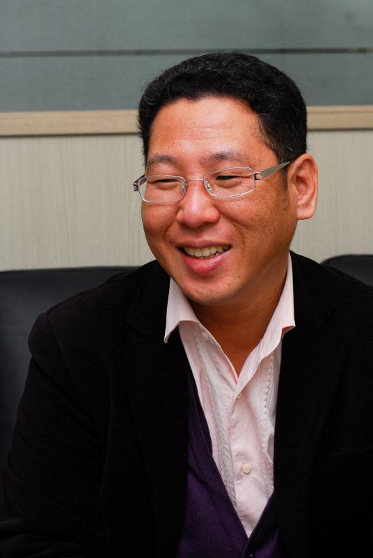 홍훈기 자문위원 사진